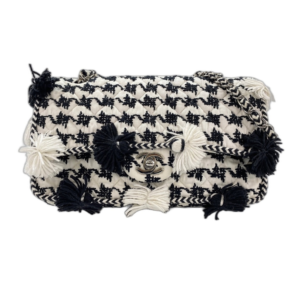 Chanel Matelassé handbag, black